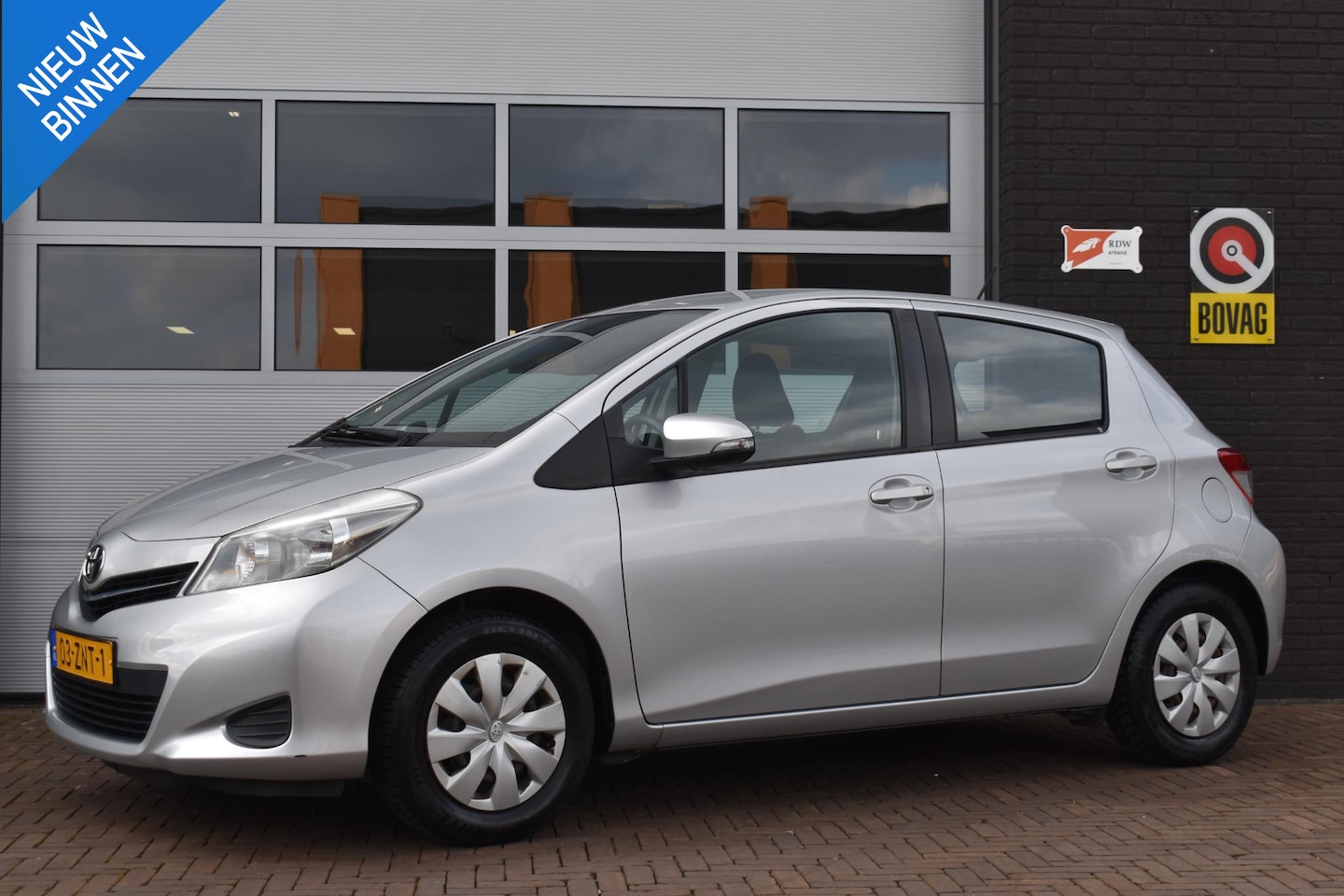 Toyota Yaris - 1.0 5 drs Aspiration | Camera | Airco | 155.509KM - AutoWereld.nl