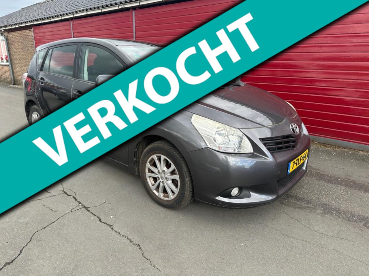 Toyota Verso - 1.6 VVT-i NAVI PANORAMDAK CAMRRE GOED OH - AutoWereld.nl