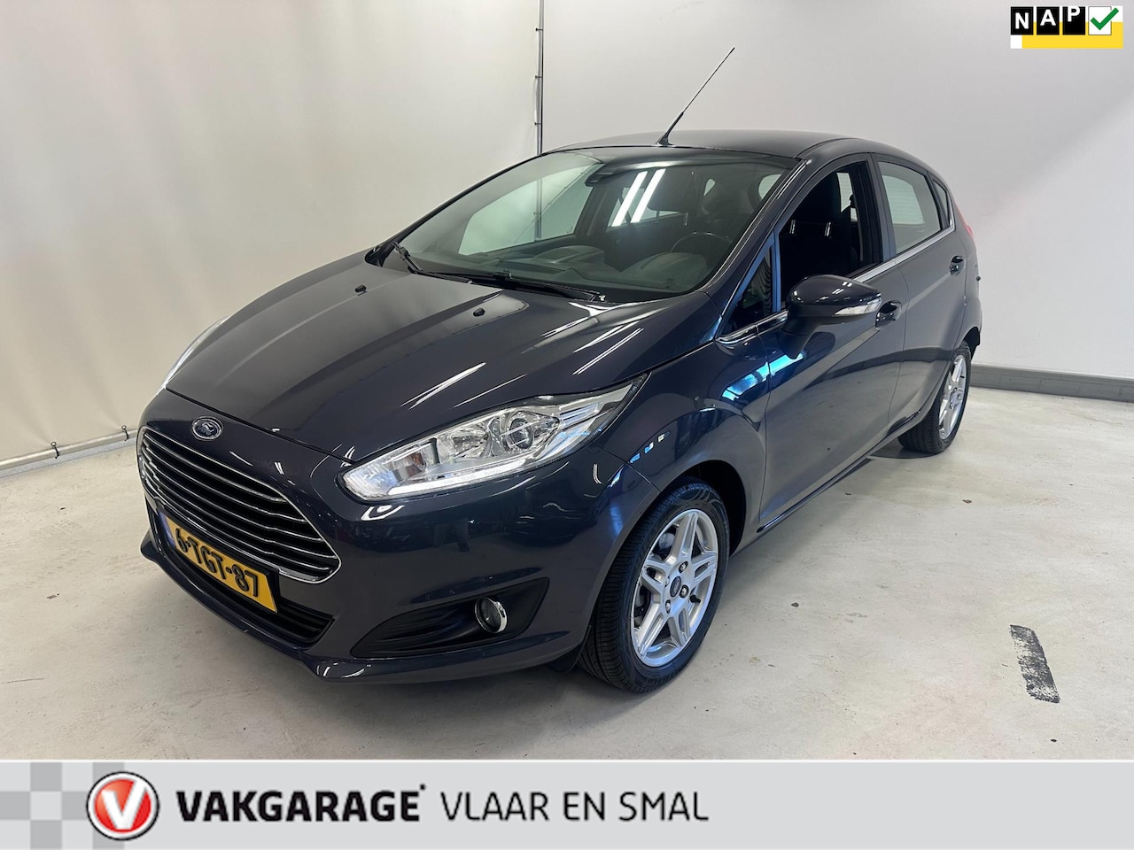 Ford Fiesta - 1.0 EcoBoost Titanium Navigatie-Cruise controle-Bleutooth telefoon-Trekhaak - AutoWereld.nl