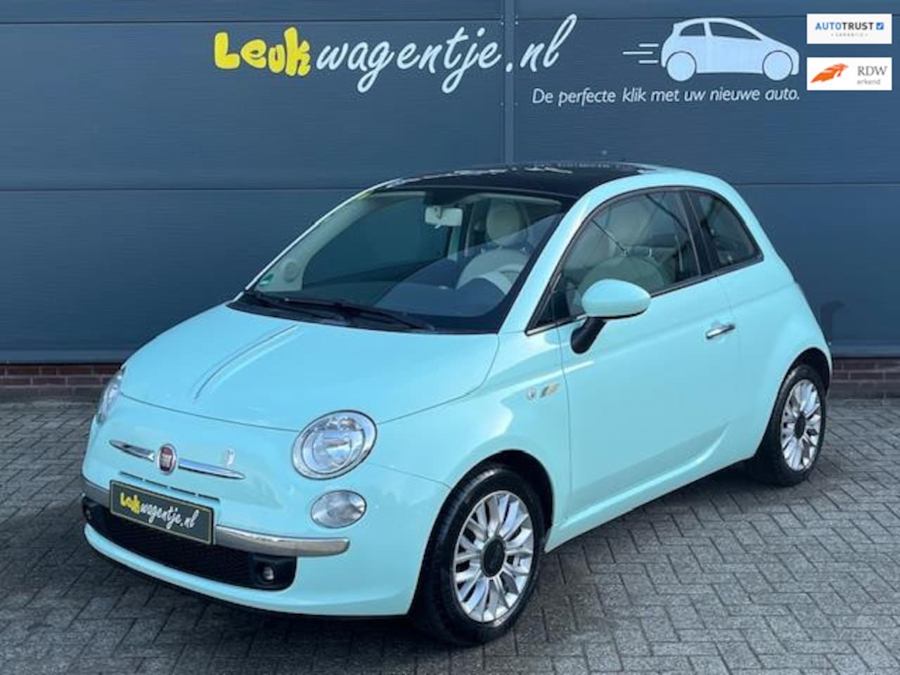 Fiat 500 - 1.2 Lounge *mintgroen *airco *panorama *p-sensor - AutoWereld.nl