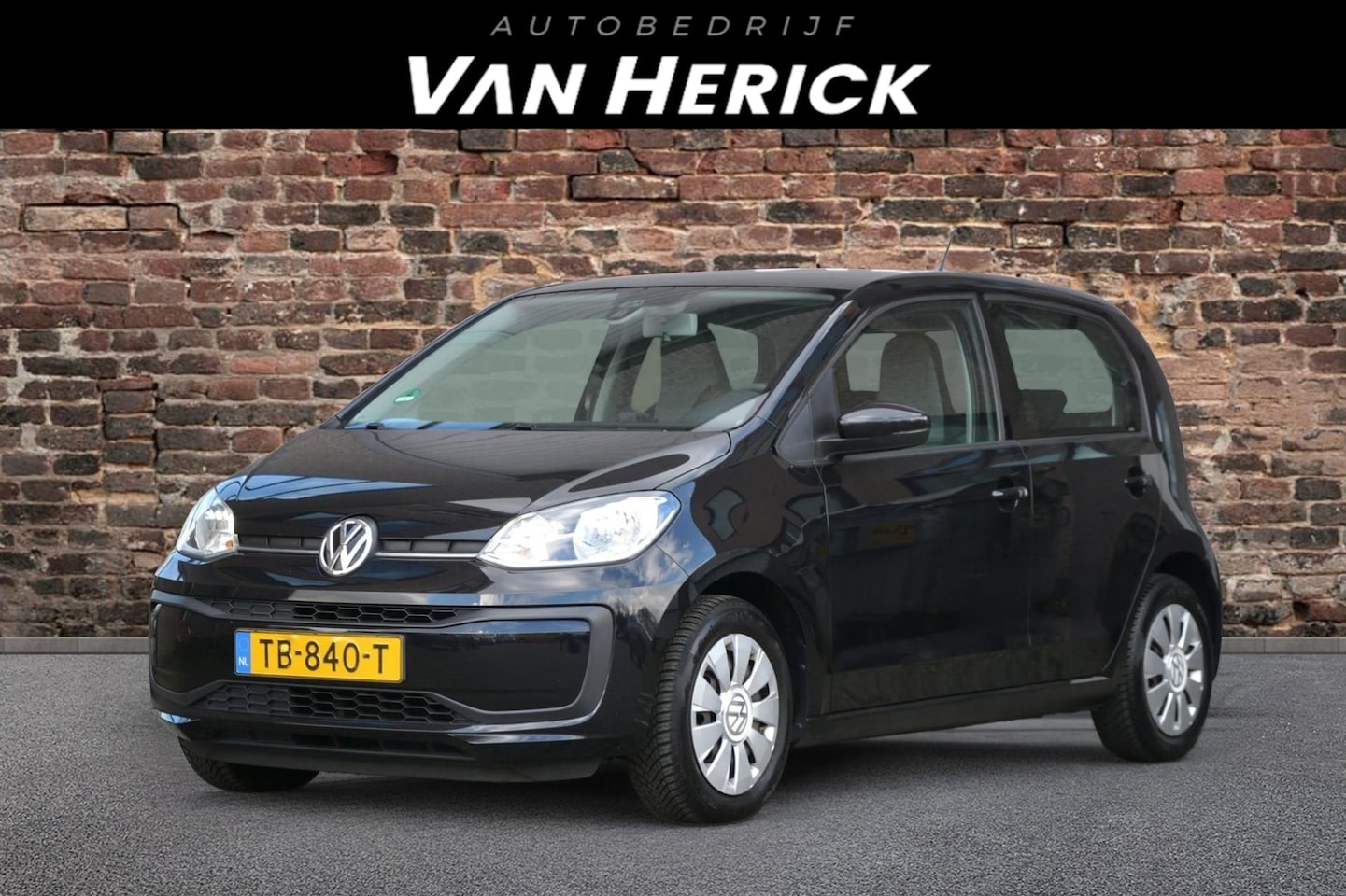 Volkswagen Up! - 1.0 BMT move up! 5-Deurs | Airco | Bluetooth | NAP - AutoWereld.nl