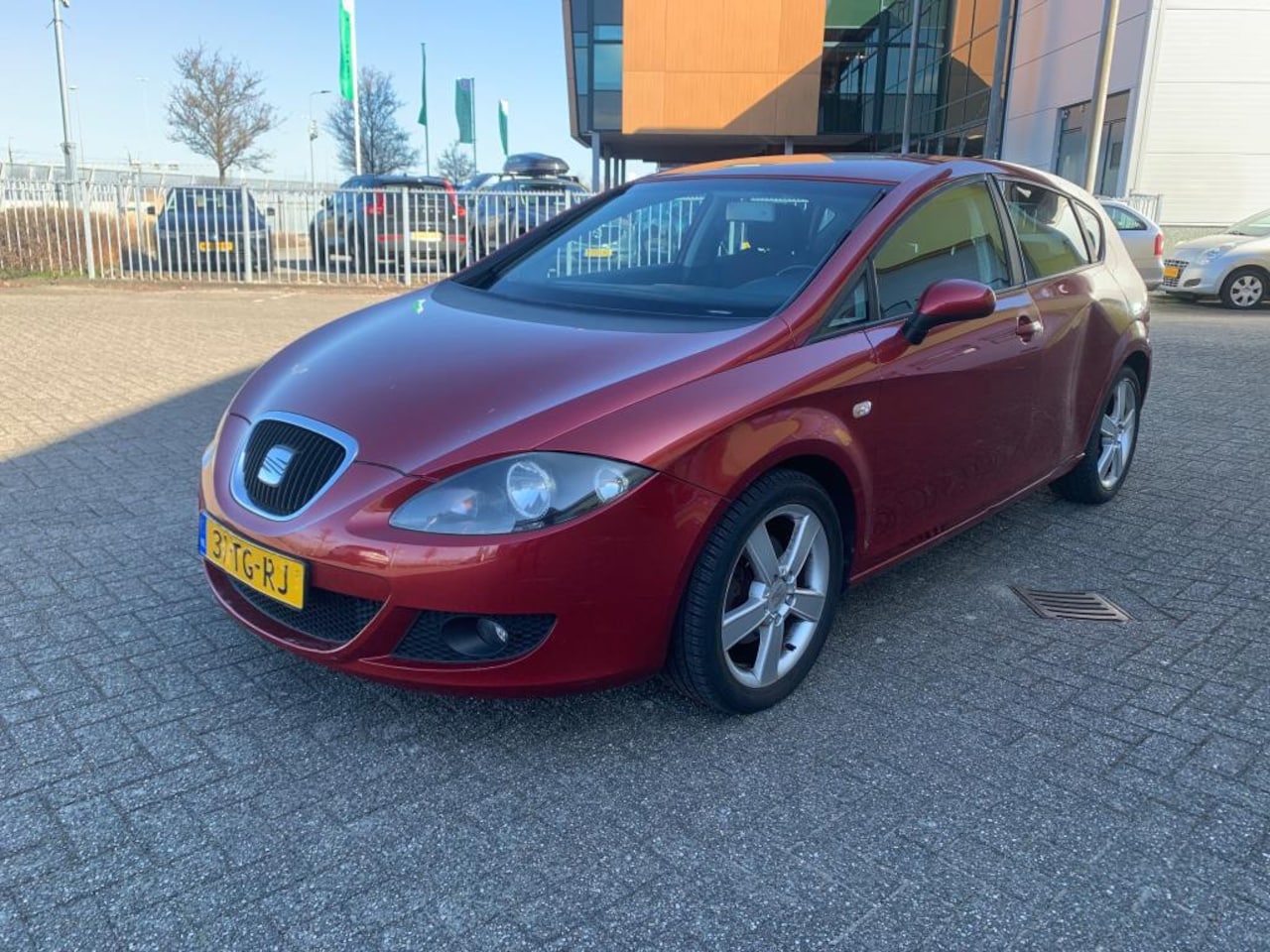 Seat Leon - 2.0 FSI Stylance Bordeaux 2006 Airco 5-drs NAP! - AutoWereld.nl