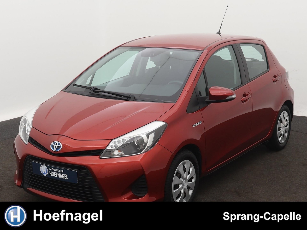 Toyota Yaris - 1.5 Full Hybrid Aspiration | Camera | Trekhaak | Bluetooth | Cruise Control - AutoWereld.nl