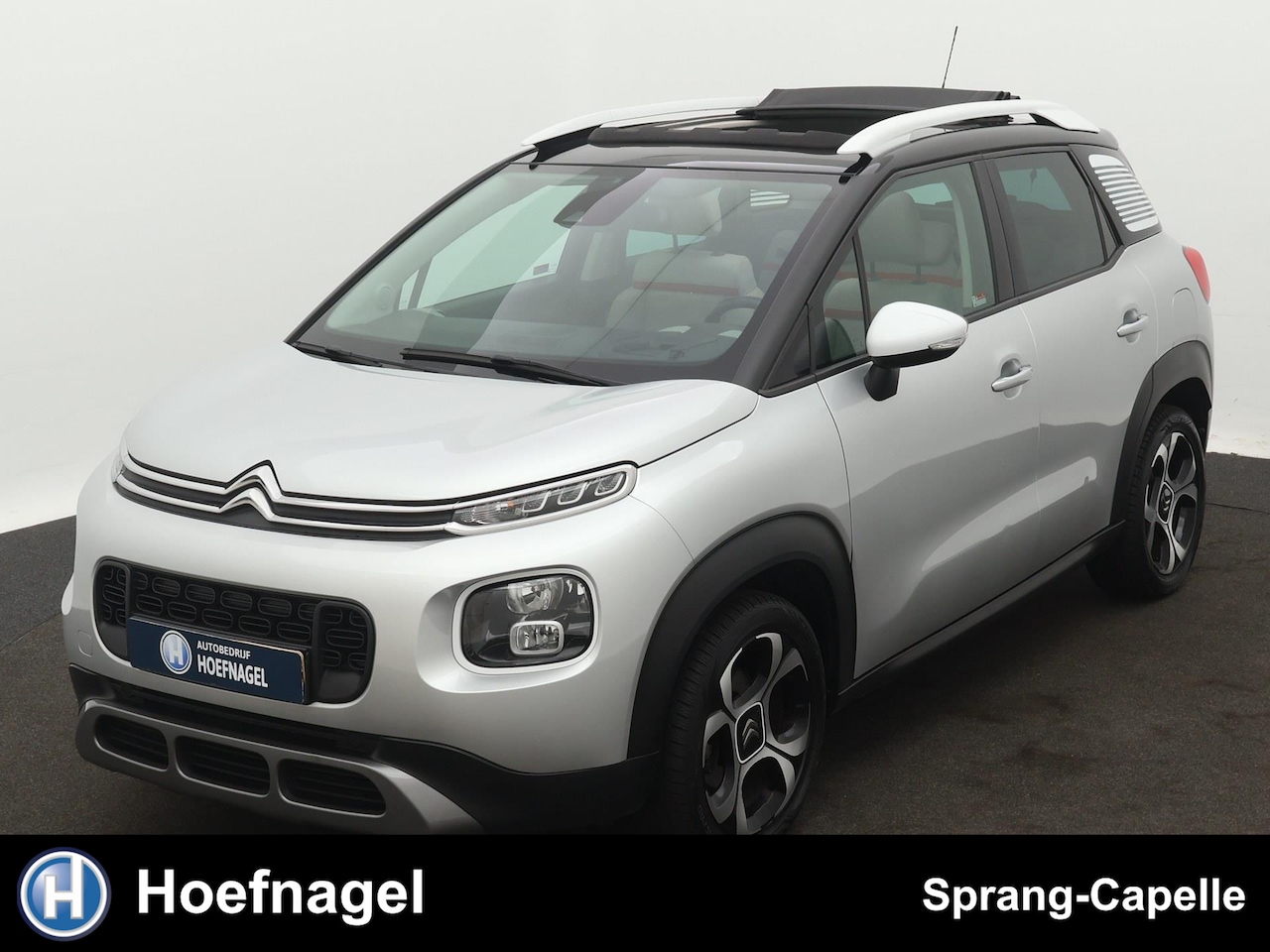 Citroën C3 Aircross - 1.2 PureTech S&S Shine | Schuifdak | Camera | Cruise Control | Navi | HeadUp Display - AutoWereld.nl