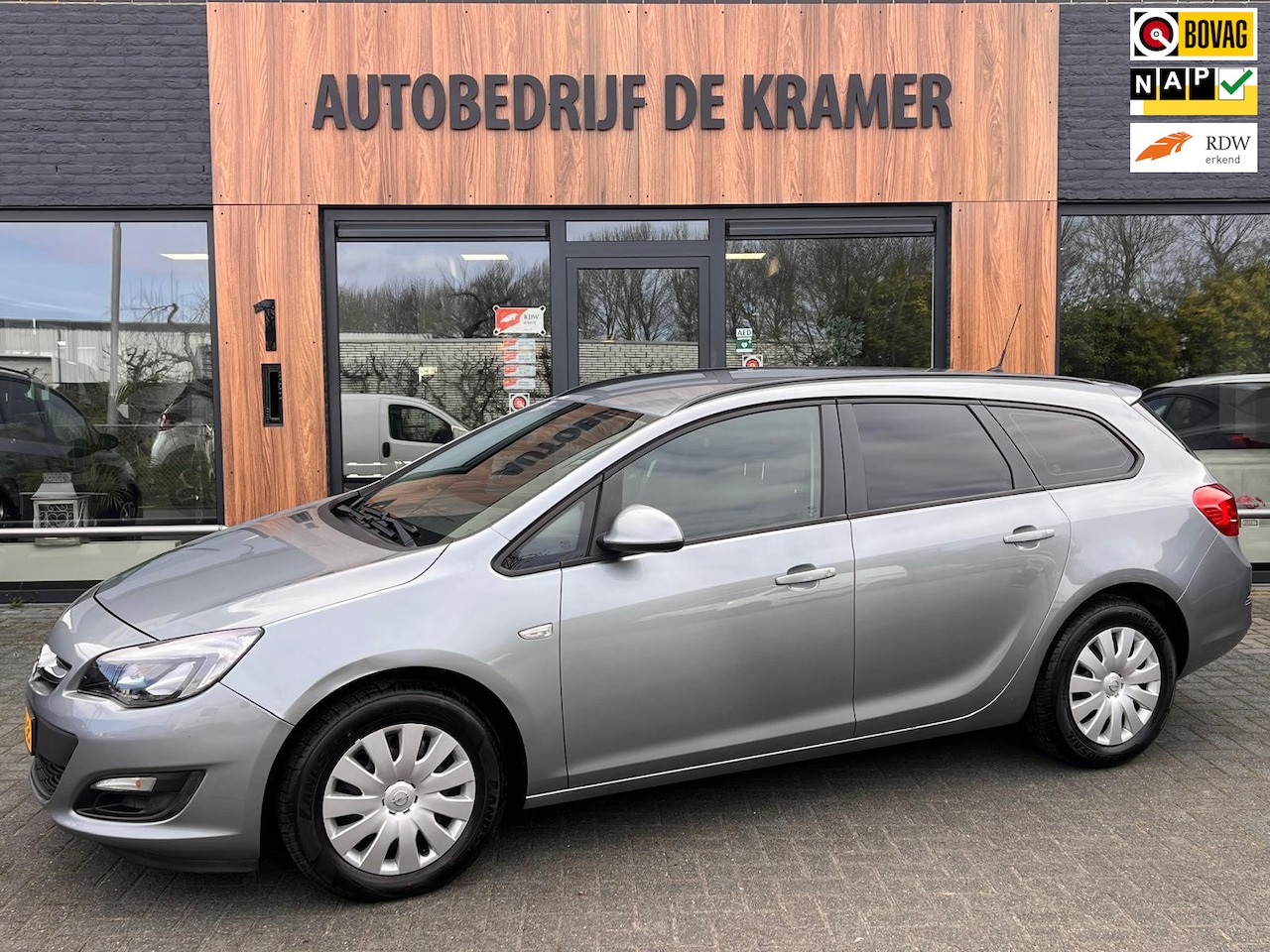 Opel Astra Sports Tourer - 1.4 Turbo Edition 1.4 Turbo Edition - AutoWereld.nl