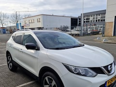 Nissan Qashqai - 1.5 dCi Connect Edition