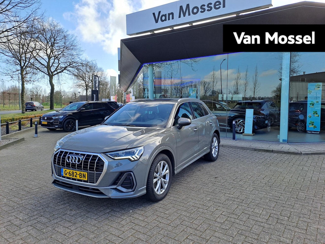 Audi Q3 - 35 TFSI S Line | VERWACHT | LEER | SCHUIF-KANTELDAK | SPORTSTOELEN | NAVIGATIE | VIRTUAL C - AutoWereld.nl