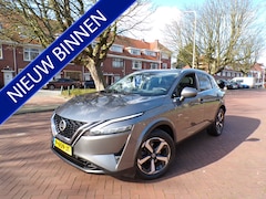 Nissan Qashqai - 1.3 MHEV Premiere Edition BOMVOL OPTIES PANORAMADAK APPLE CARPLAY