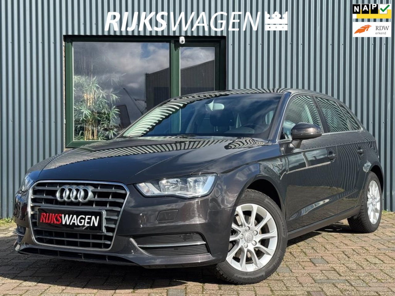 Audi A3 Sportback - 1.4 TFSI Attraction Pro Line g-tron - AutoWereld.nl