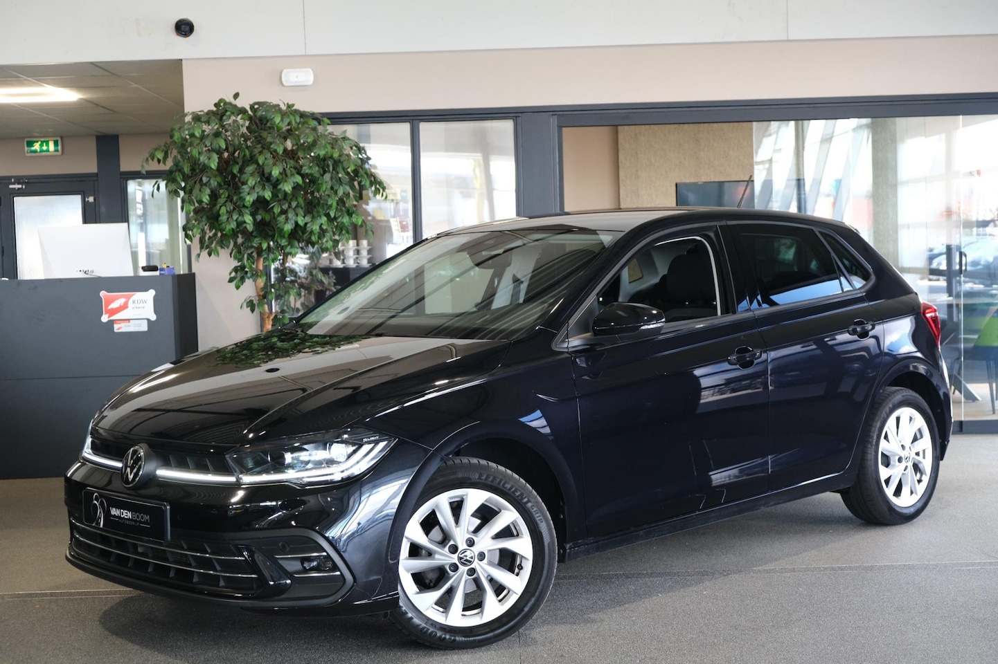 Volkswagen Polo - 1.0 TSI Highline Navi virtual Cruise PDC Led - AutoWereld.nl