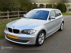 BMW 1-serie - 116i High Executive 4 deurs Navi