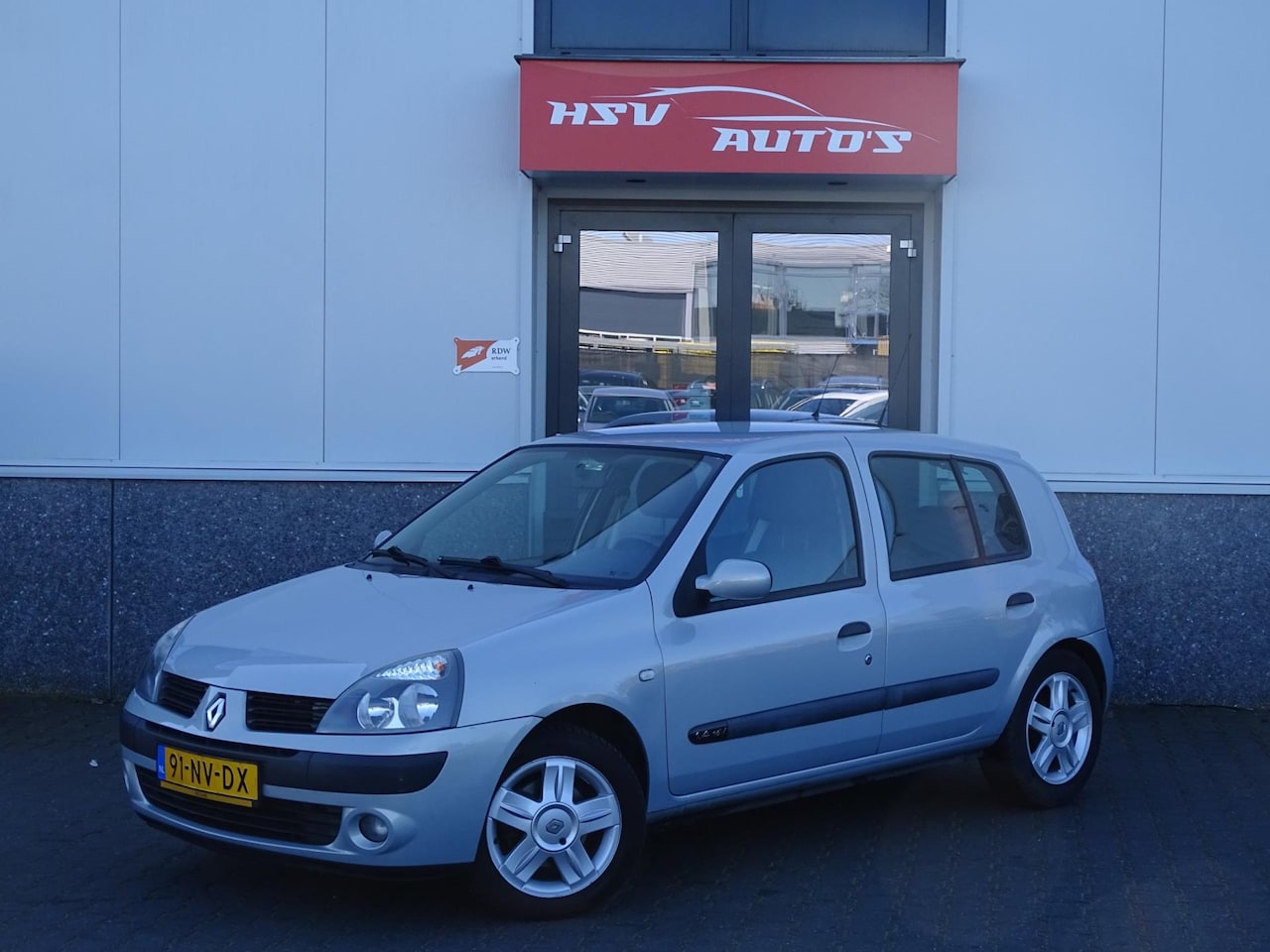 Renault Clio - 1.4-16V Dynamique Luxe airco LM 4-deurs - AutoWereld.nl