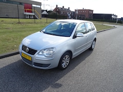 Volkswagen Polo - 1.2-12V Trendline