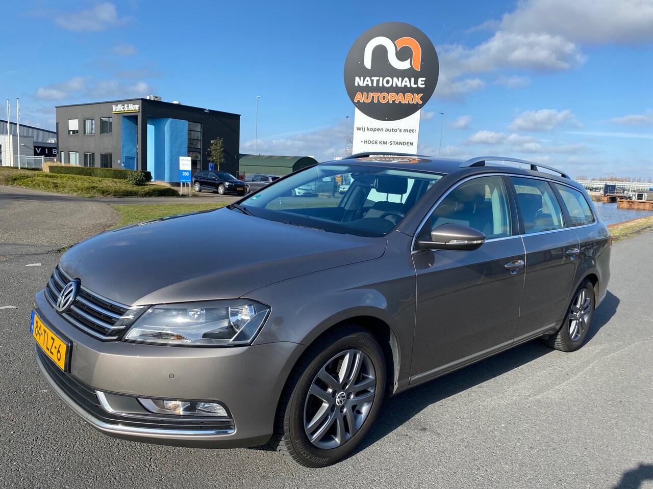 Volkswagen Passat Variant - 2012 * 1.6 TDI BlueMotion * 284.D KM * TOP CAR ! EURO 5 - AutoWereld.nl