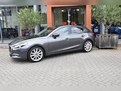 Mazda 3 - 3 2.0 SA-G COMF. BOSE