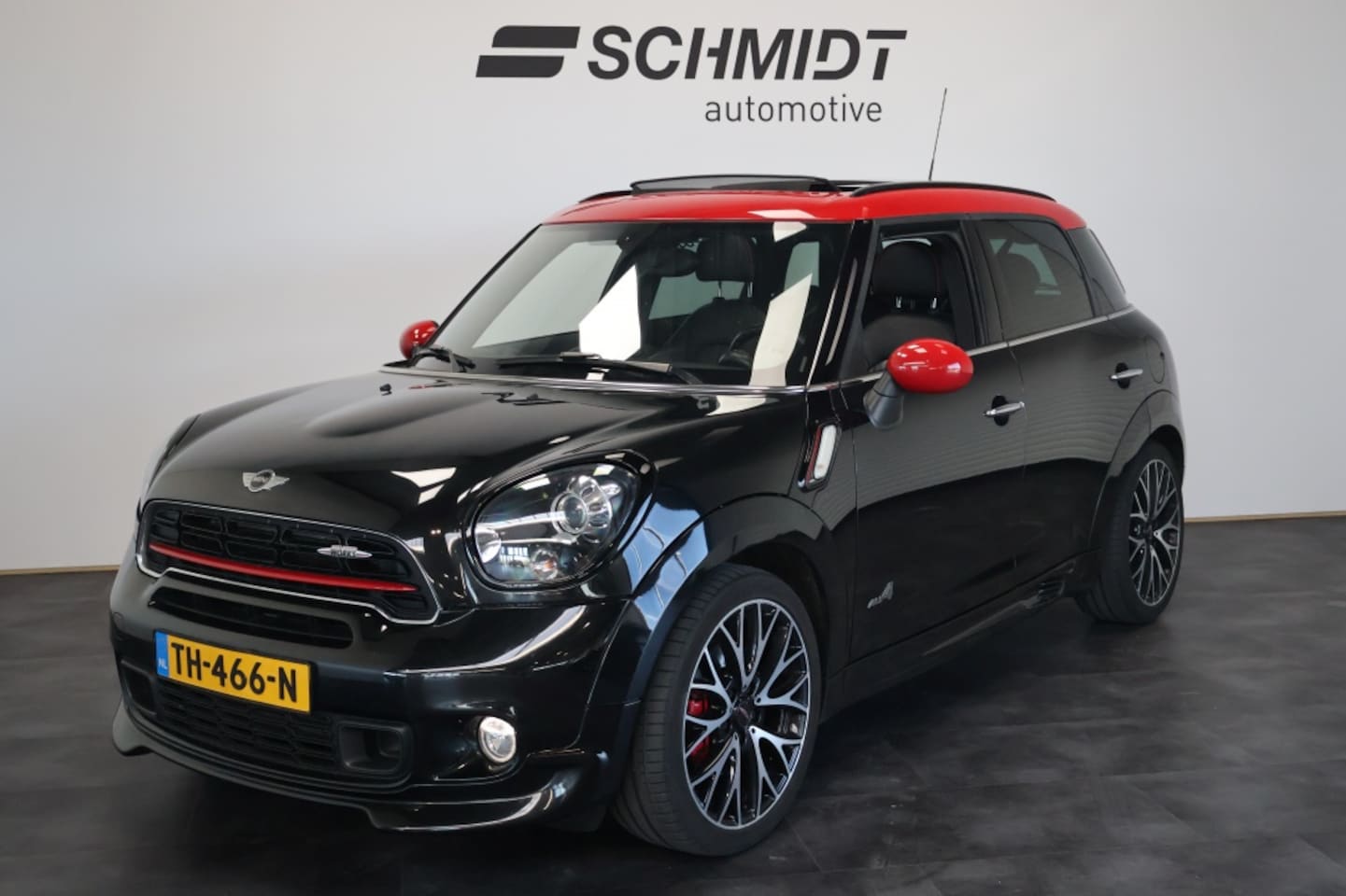 MINI Countryman - Mini 1.6 JCW ALL4 Chili - AutoWereld.nl