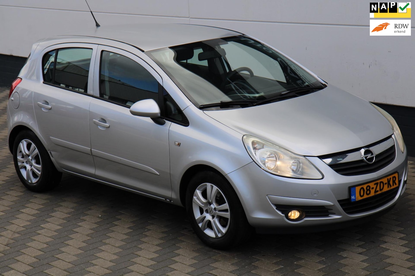 Opel Corsa - 1.4-16V Enjoy 5-Deurs Airco Cruise NAP !! - AutoWereld.nl