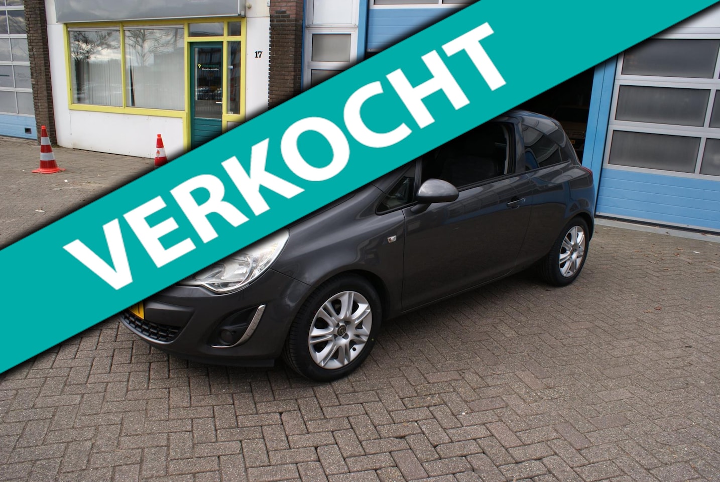 Opel Corsa - 1.4-16V Cosmo 1.4-16V Cosmo - AutoWereld.nl