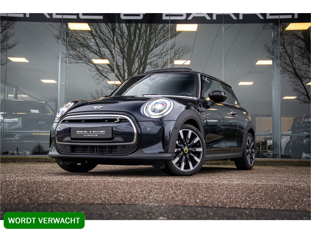 MINI Mini-Electric - MINI Yours 33 kWh - Driv. Assist Plus - Panodak - Leer Facelift - Adapt. Cruise - - AutoWereld.nl