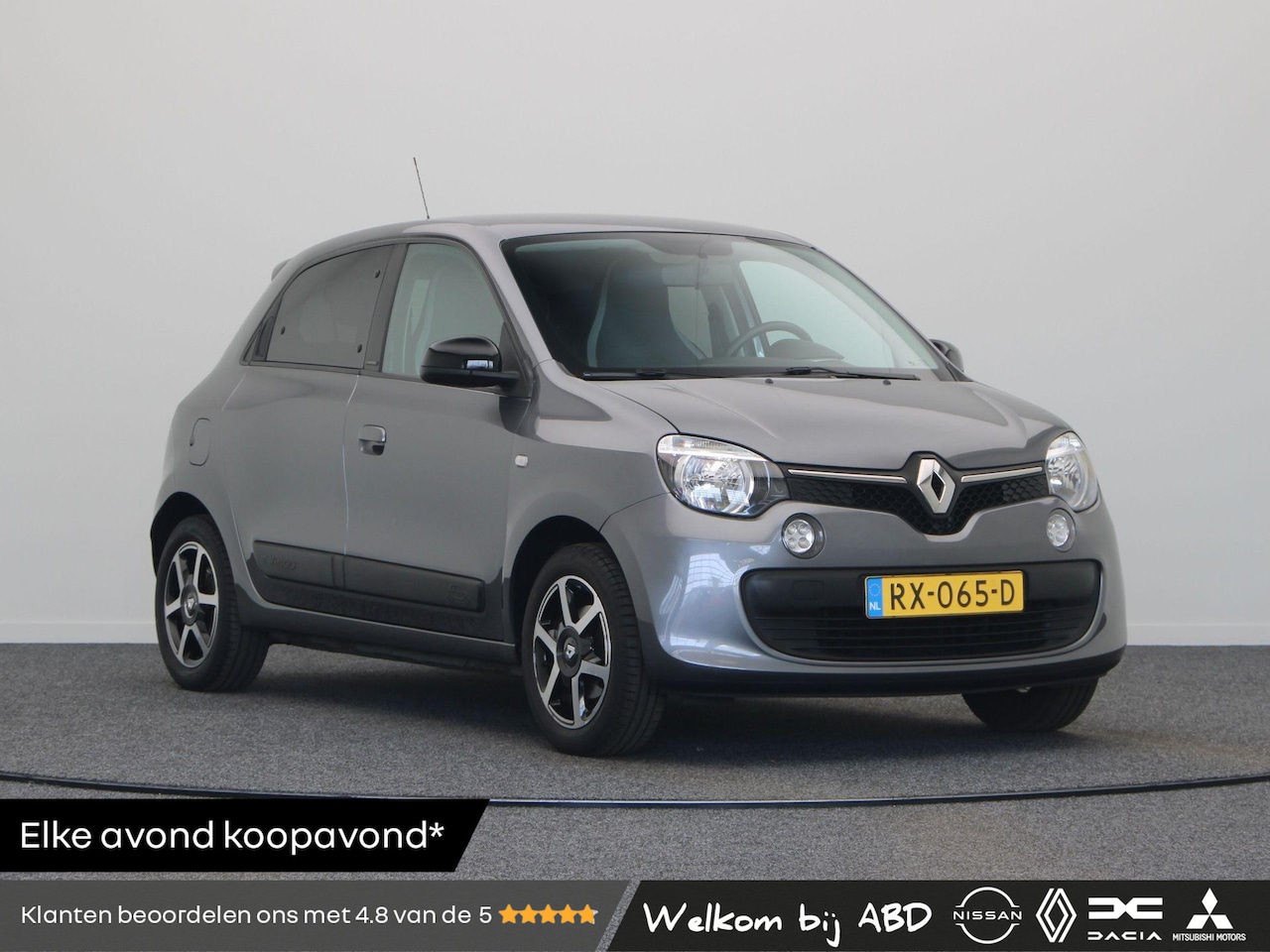 Renault Twingo - 1.0 SCe 70pk Limited | Dealer onderhouden | Lichtmetalen velgen | Cruise control | Parkeen - AutoWereld.nl