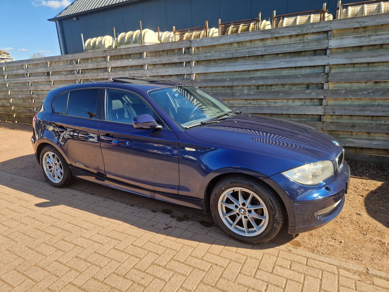 BMW 1-serie - 116i Aut. Business Line Ultimate Edition M-Sport - AutoWereld.nl