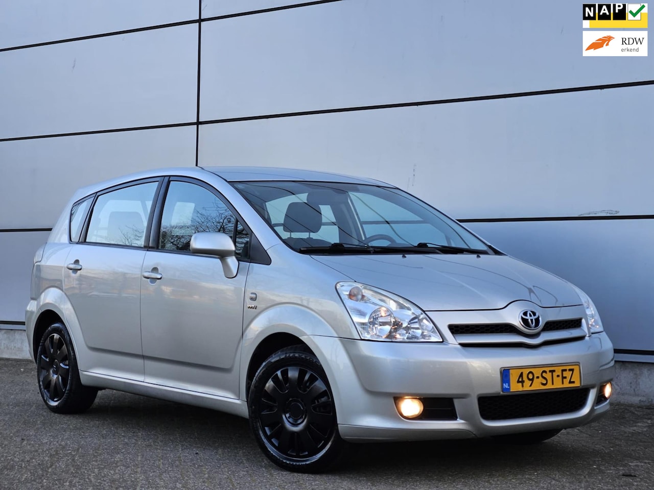 Toyota Corolla Verso - 1.8 VVT-i Sol 7p |Automaat |Airco |Cruise |Start/Stop |Nap |Boekjes - AutoWereld.nl