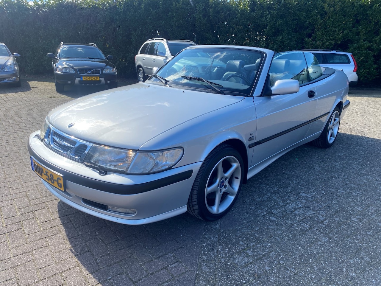 Saab 9-3 Cabrio - 2.0 T SE Design Edition 2.0T SE Design Edition Aut. €6983,- Netto - AutoWereld.nl