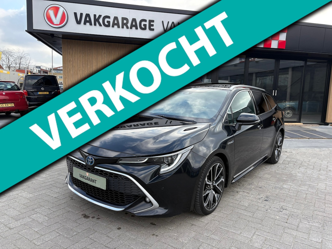 Toyota Corolla Touring Sports - 2.0 Hybrid Premium 2.0 Hybrid Premium - AutoWereld.nl