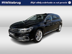 Volkswagen Passat Variant - 1.4 TSI PHEV 218pk DSG GTE Business / Led+ / Panorama dak / Virtual cockpit / 18 Inch / Zw