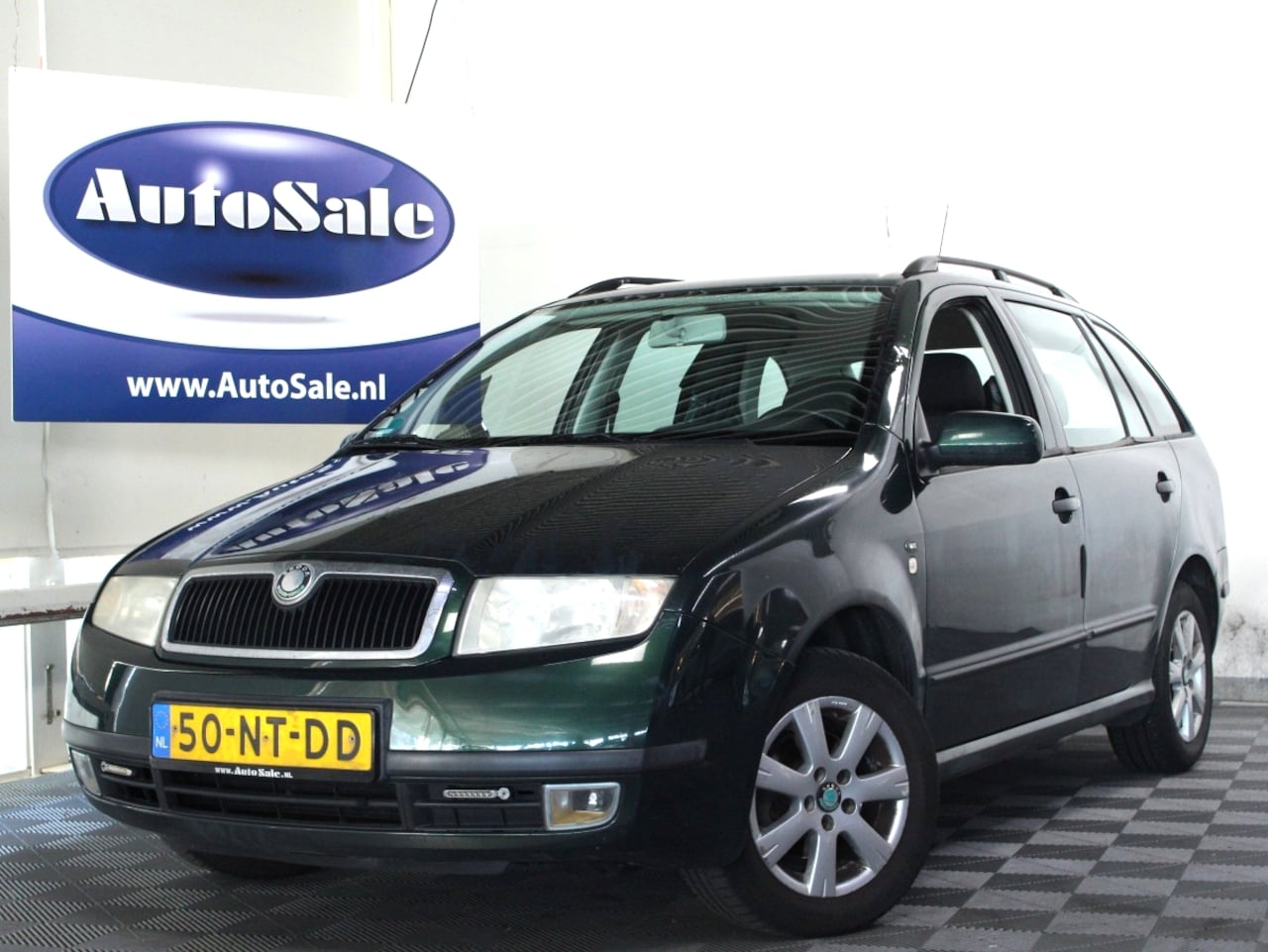 Skoda Fabia Combi - 1.4 Comfort AUTOMAAT *TEKST* CRUISE PDC TREKHAAK '04 - AutoWereld.nl