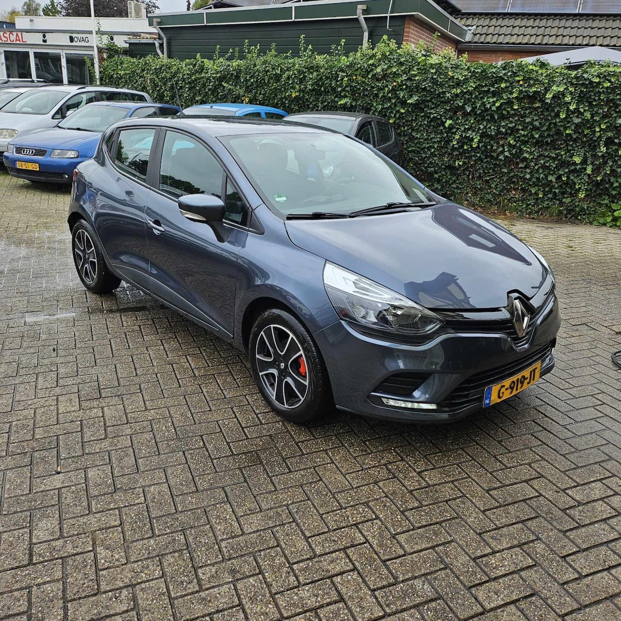 Renault Clio - 1.2 16V - Airco - Cruisecontrol - Nieuwe APK. - AutoWereld.nl