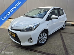 Toyota Yaris - 1.5 Full Hybrid Aspiration Automaat Clima