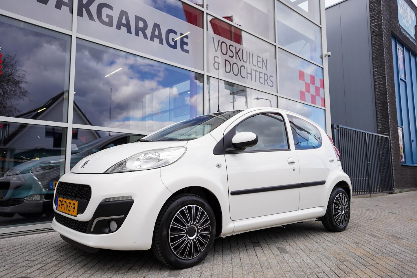 Peugeot 107 - 1.0 Active 1.0 Active - AutoWereld.nl