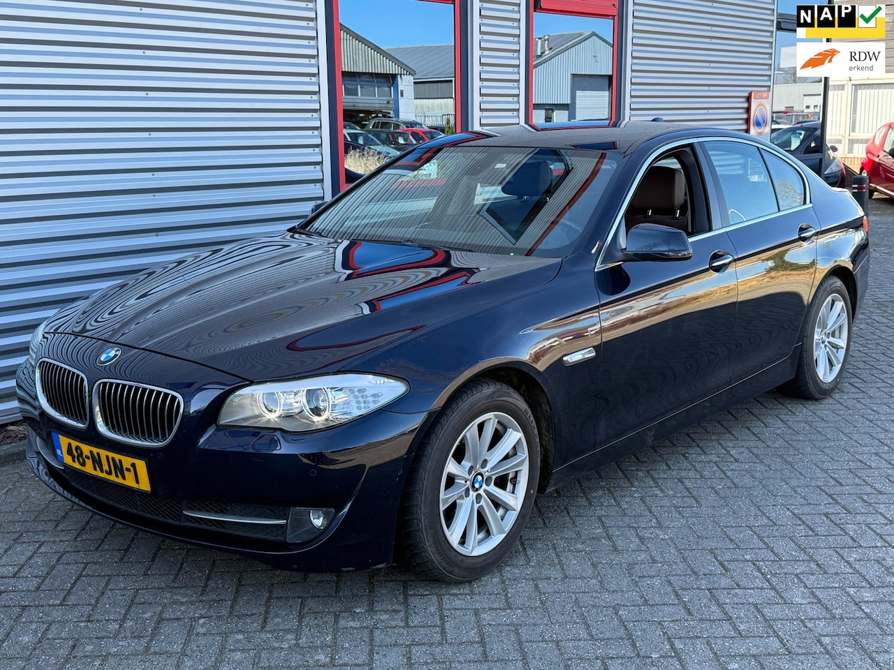 BMW 5-serie - 530d High Executive Leder Navi - AutoWereld.nl