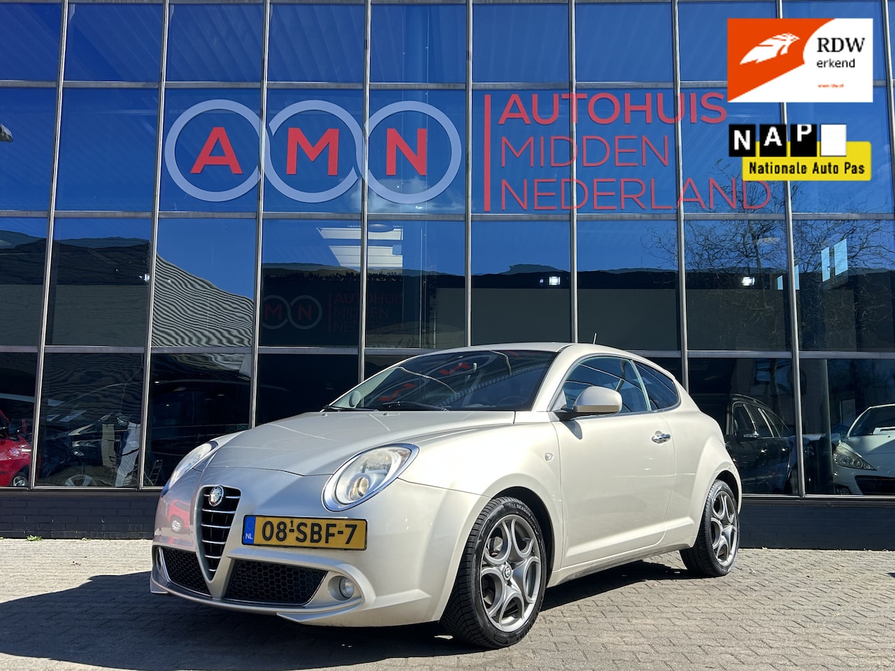 Alfa Romeo MiTo - 1.3 JTDm ECO Essential Export prijs!Elekpakket,Airco,Trekhaak - AutoWereld.nl