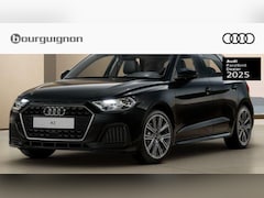 Audi A1 Sportback - Advanced edition 25 TFSI 70 kW / 95 pk 5 / 17 inch velgen / handgeschakeld / Contrast dak