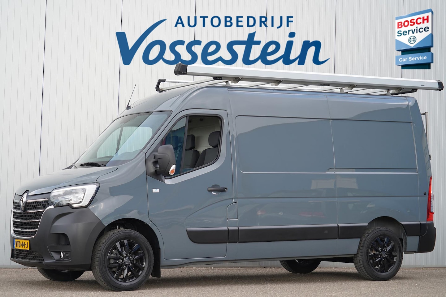 Renault Master - T35 2.3 dCi L2H2 Energy EURO VI / 25dkm NAP / Camera / Navigatie / EX. BTW / 3 Pers. / Air - AutoWereld.nl