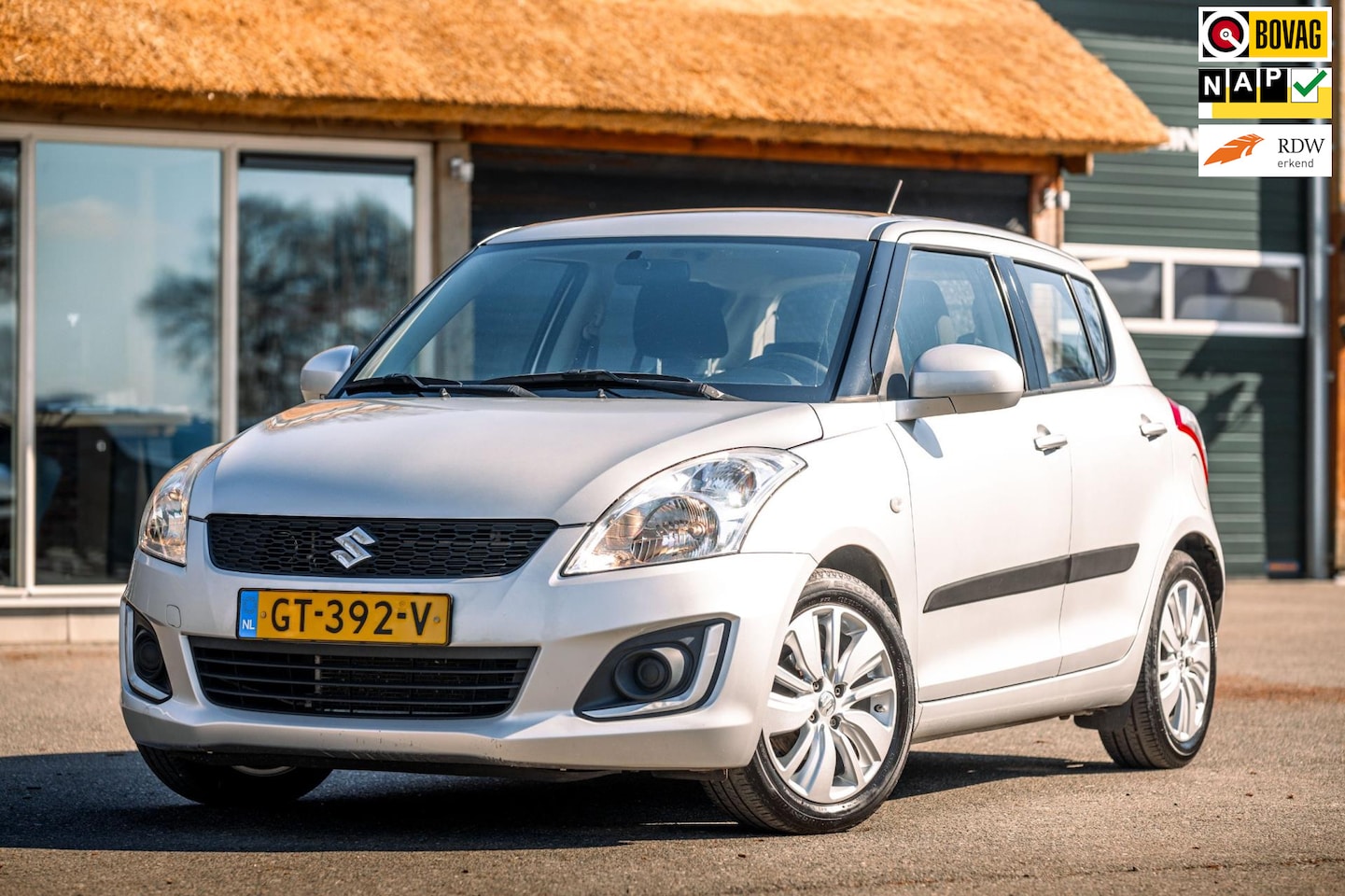 Suzuki Swift - 1.2 Comfort EASSS/NAP/AIRCO/ - AutoWereld.nl