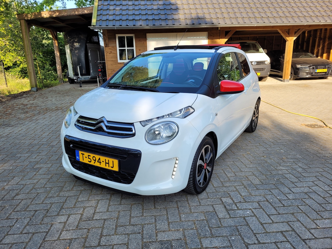 Citroën C1 - 1.2 PureTech Shine Cabrio - AutoWereld.nl