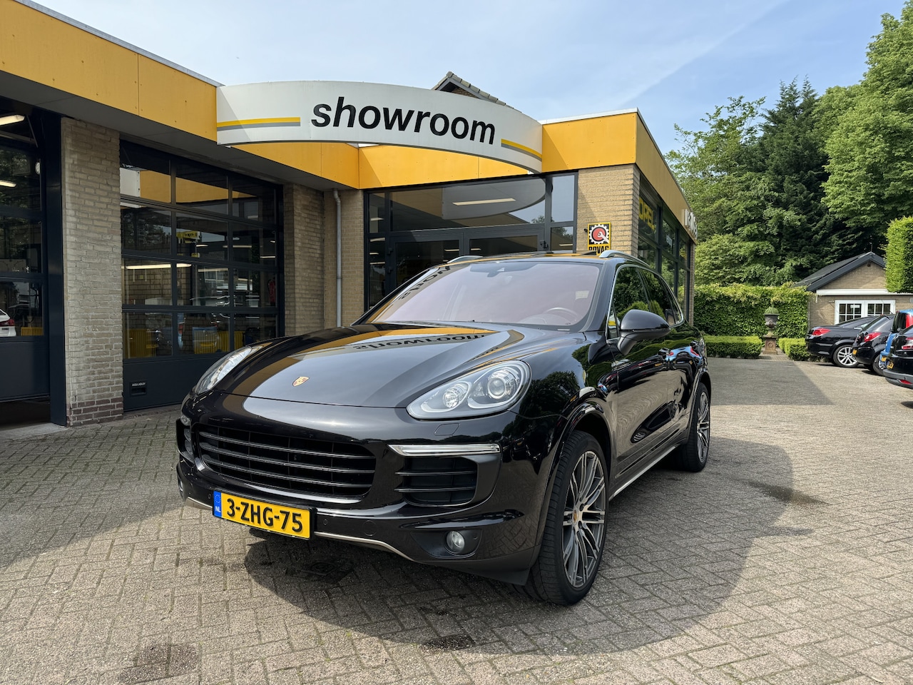 Porsche Cayenne - 3.0 S E-Hybrid Schuifdak Leder Navi Camera NL Auto - AutoWereld.nl