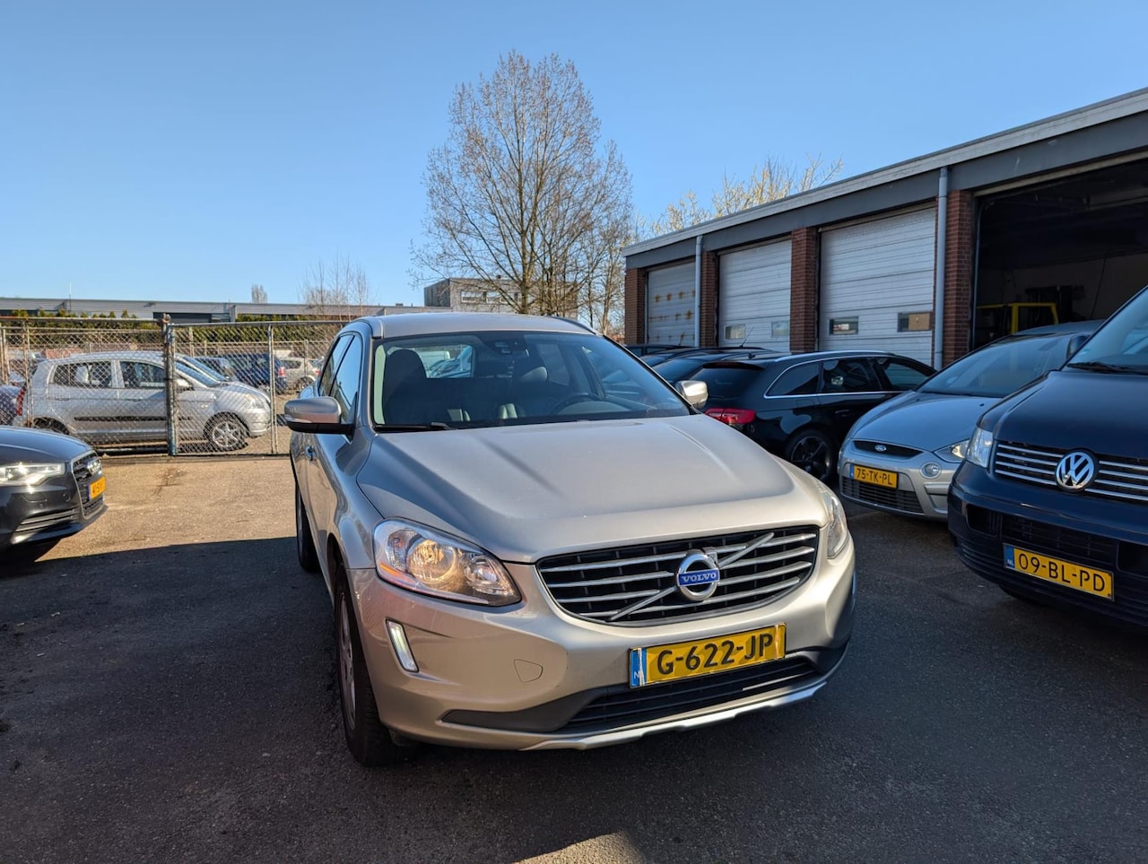 Volvo XC60 - 2.0 D3 FWD Summum 2.0 D3 FWD Summum - AutoWereld.nl