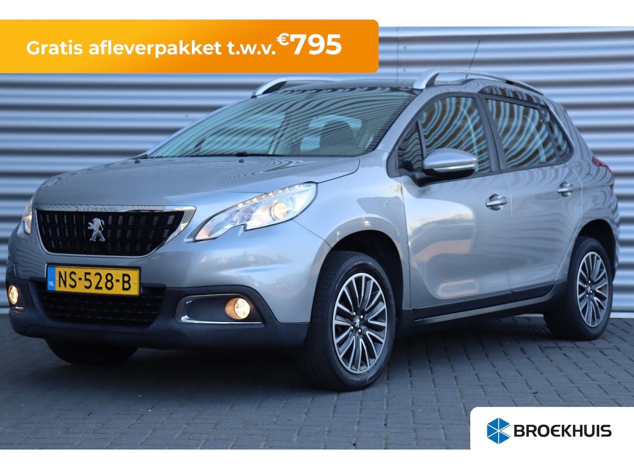 Peugeot 2008 - 1.2 PURETECH 83PK BLUE LION / NAVI / AIRCO / LED / PDC / TREKHAAK / BLUETOOTH / CRUISECONT - AutoWereld.nl