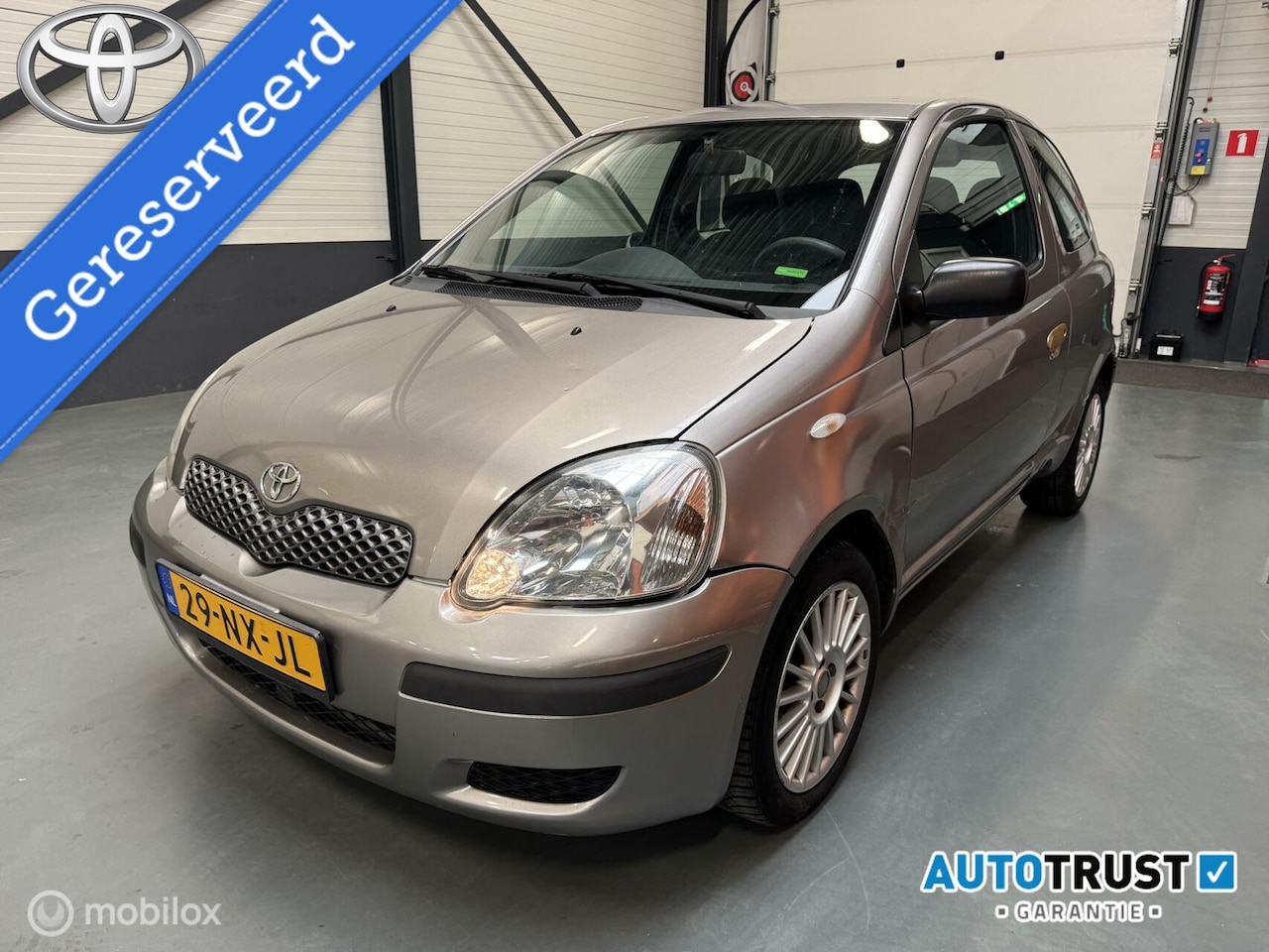 Toyota Yaris - 1.3 VVT-i Idols Airco|LM-velgen|Export-handel - AutoWereld.nl