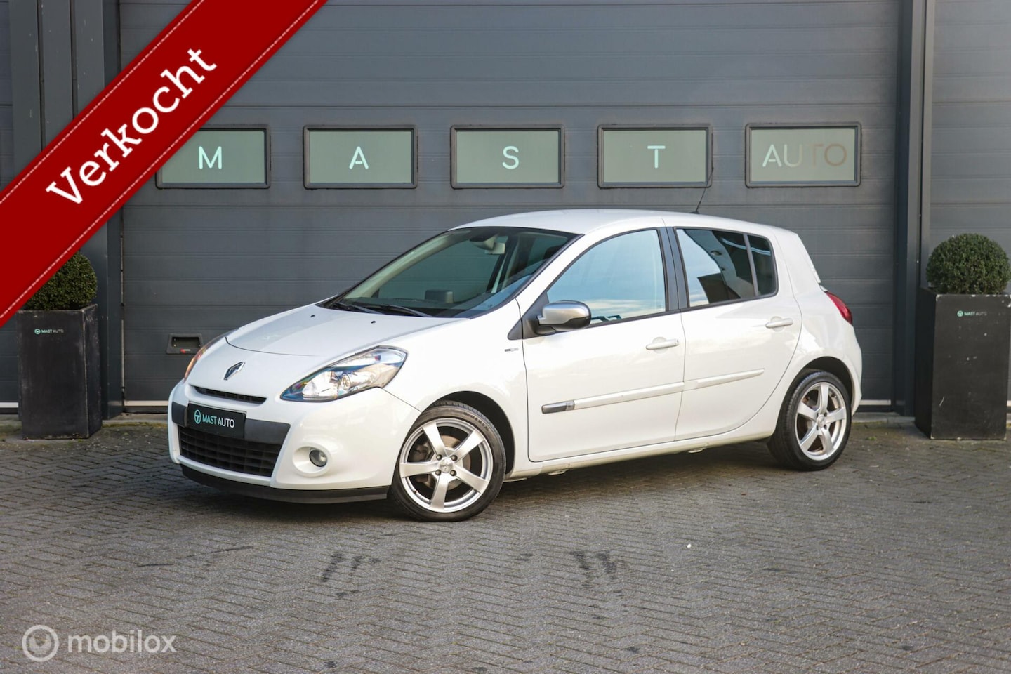 Renault Clio - 1.5 dCi Collection|Navi|Cruisecontrol|Bluetooth - AutoWereld.nl