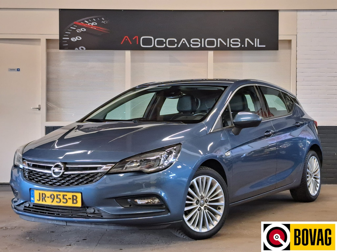 Opel Astra - 1.0 Innovation + NAVI - AutoWereld.nl