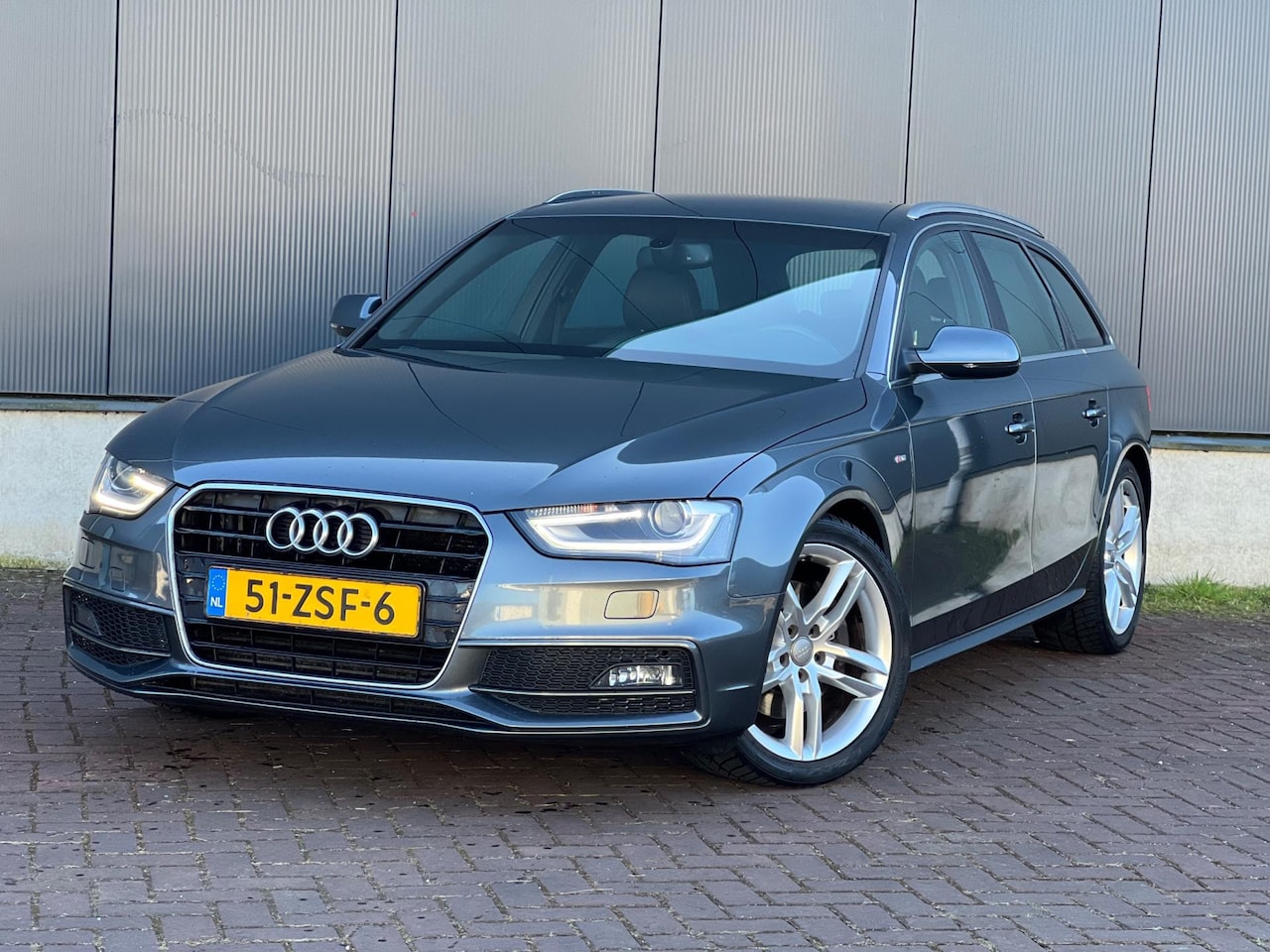 Audi A4 Avant - 3.0 TDI S Edition Xenon - AutoWereld.nl