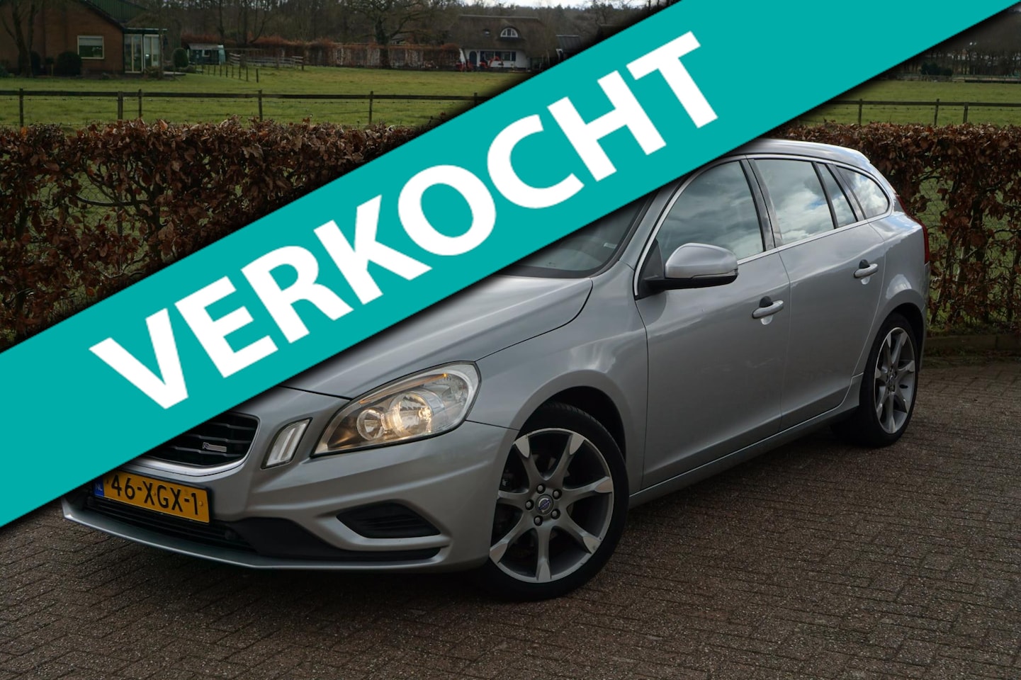 Volvo V60 - 1.6 T3 R-Design|Dealeronderhouden|Nette staat|Nap - AutoWereld.nl