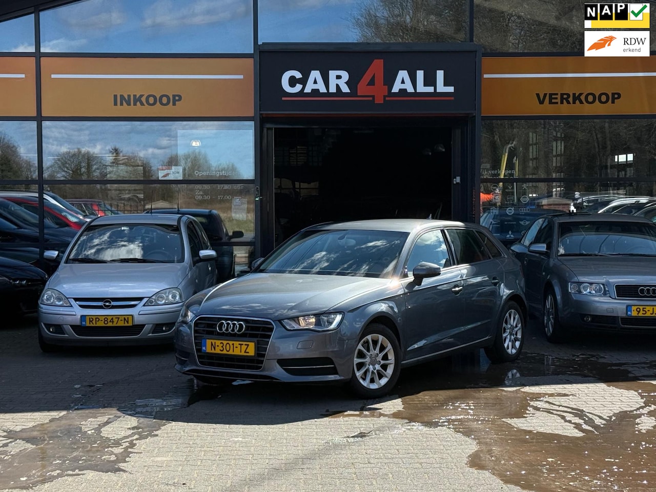 Audi A3 Sportback - 1.4 TFSI Ambition Pro Line S STLVRM/PDC/BLUETOOTH/NAVI/APK 01-02-2026 - AutoWereld.nl