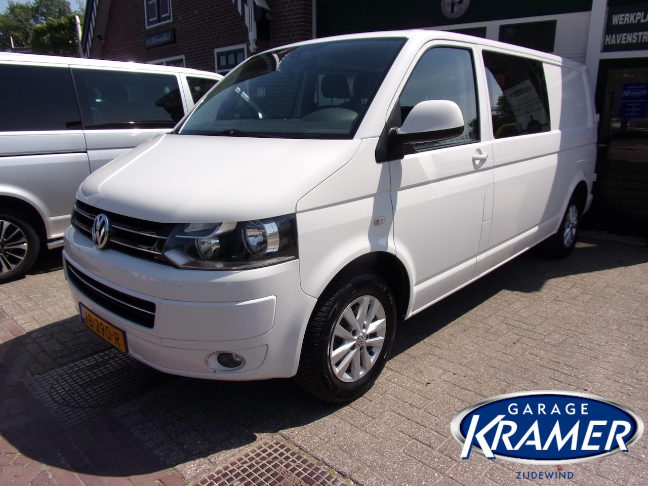 Volkswagen Transporter - 2.0 TDI L2H1 BM COMFORTLINE DC - AutoWereld.nl