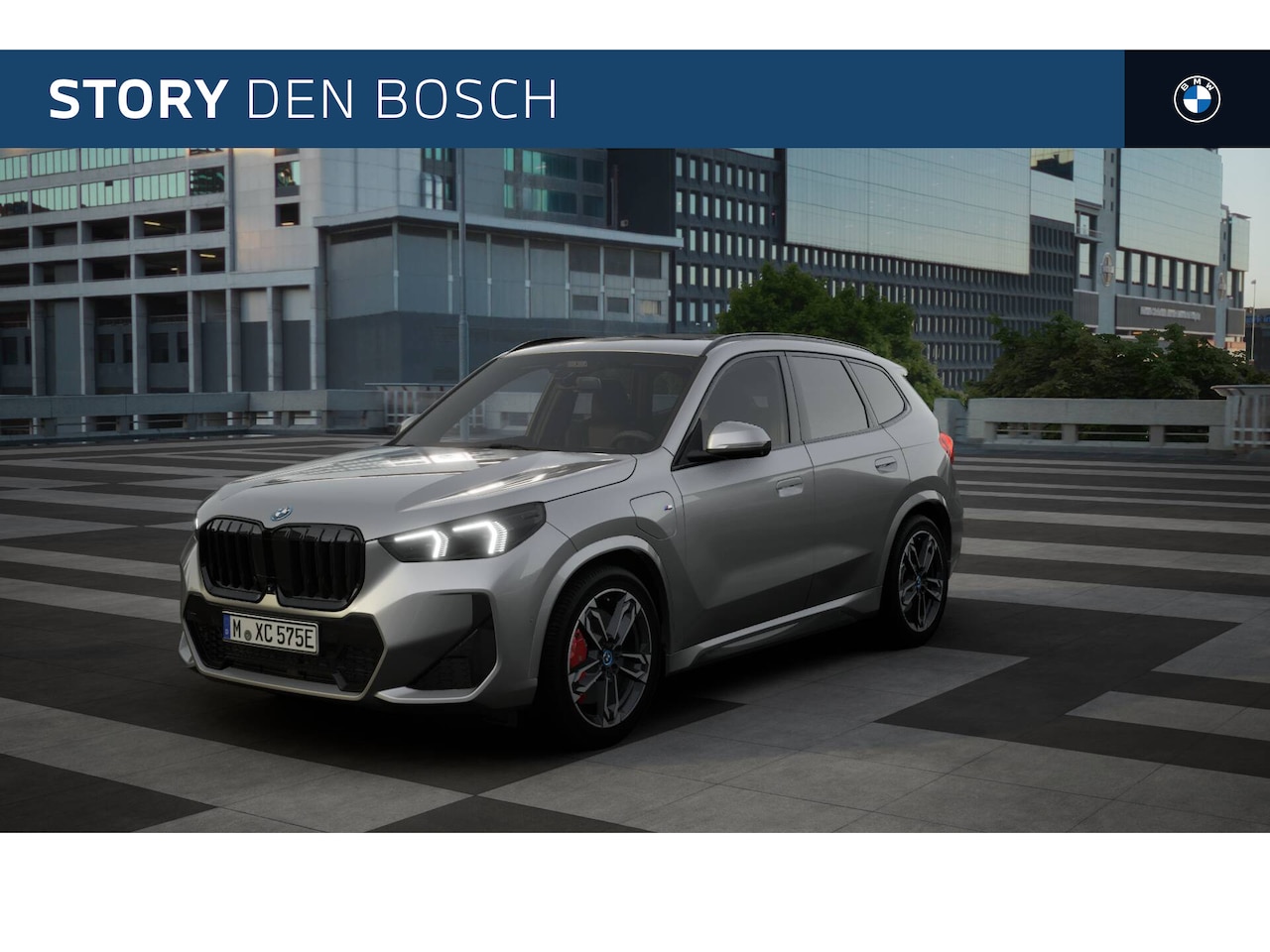 BMW X1 - xDrive25e M Sport Automaat / Panoramadak / Trekhaak / Sportstoelen / Adaptieve LED / Comfo - AutoWereld.nl